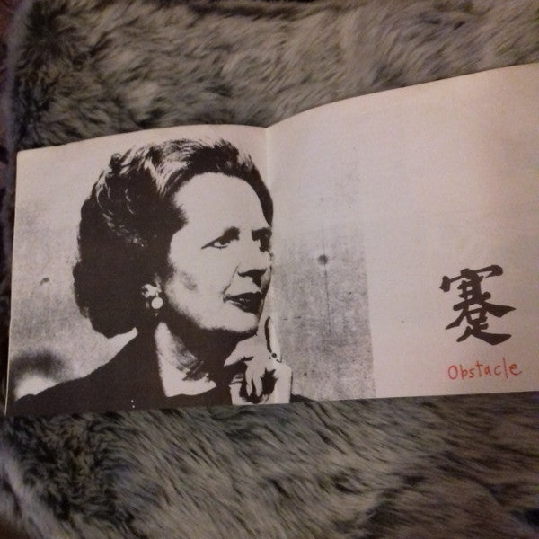 Chumbawamba : Revolution (7", Dif)