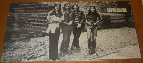 Home (2) : Pause For A Hoarse Horse (LP, Album, Gat)