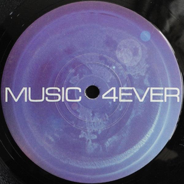 Random Soundz / Pete (2) : Pulverize / Dark City (12")